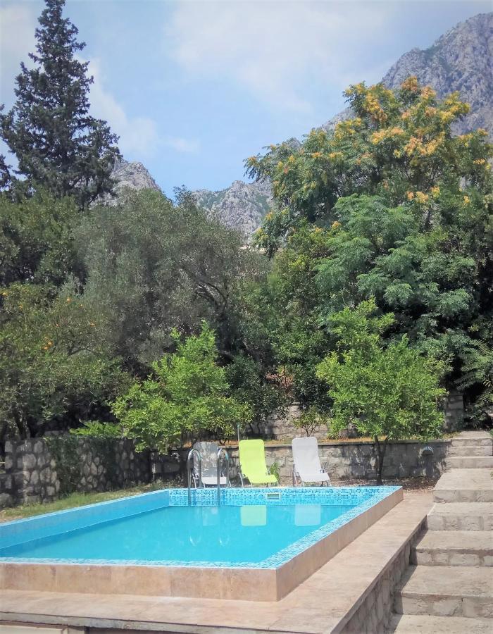 Holiday Home Ametist Kotor Exterior photo